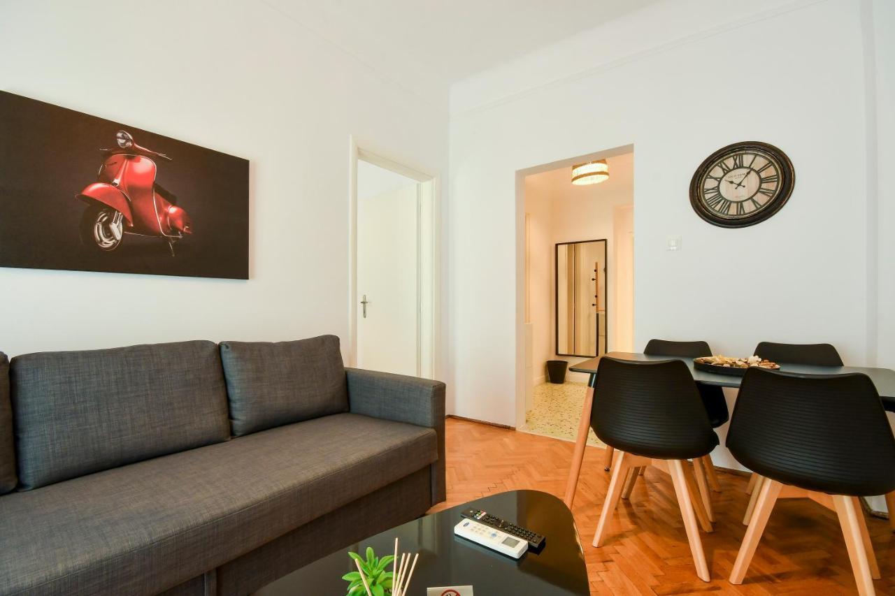 Thessaloniki Center Comfortable Apartment ภายนอก รูปภาพ