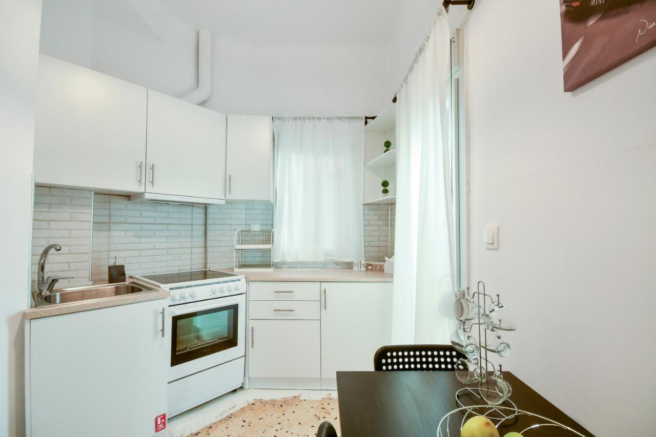 Thessaloniki Center Comfortable Apartment ภายนอก รูปภาพ